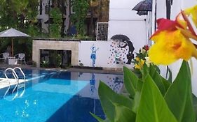 The Silk At Dago Boutique Hotel